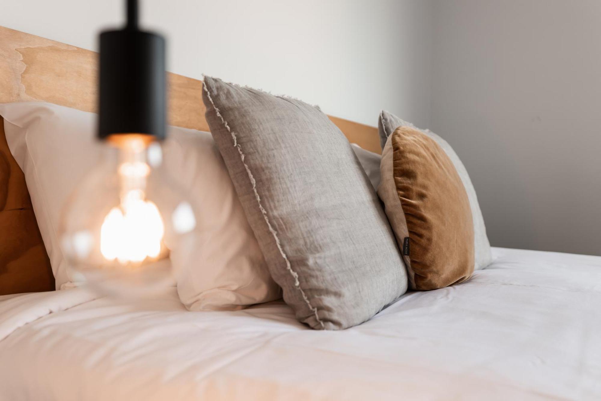 Change Overnight Launceston Bagian luar foto